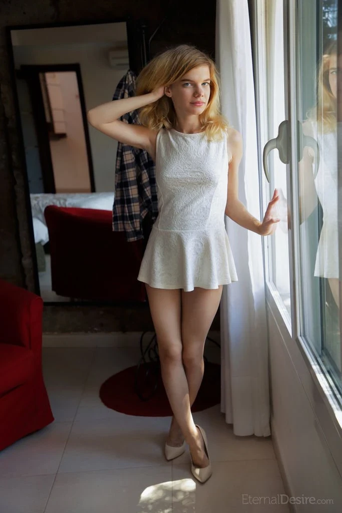 Mary Blond Portraitfoto